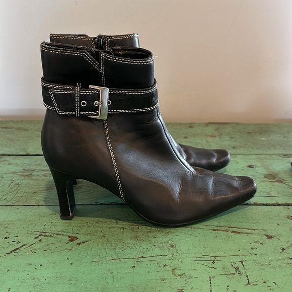 Women’s Predictions Black Leather Ankle Boot Size 7 - Picture 6 of 10